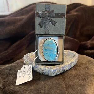 NWT ARTISAN CRAFTED NATURAL BLUE APATITE OVAL RING IN 925 STERLING SILVER SZ8.5